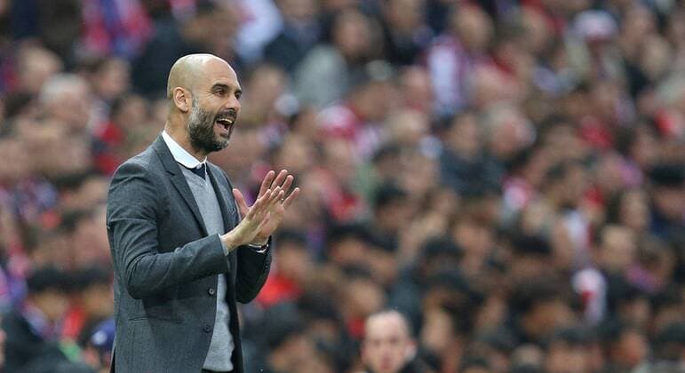 27.04.2016, Fussball UEFA Champions League 2015 2016, Halbfinale, Hinspiel, Atletico Madrid - FC Bayern München, im Estadio Vicente Calderon, Madrid. Trainer Pep Guardiola (Bayern München) 