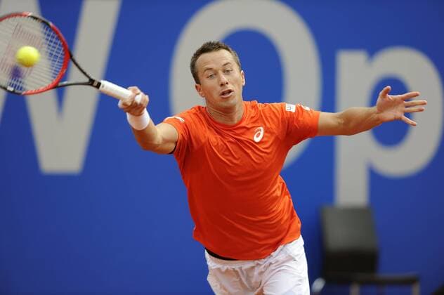 Philipp KOHLSCHREIBER (GER), Aktion,Einzelbild,angeschnittenes Einzelmotiv,Halbfigur,halbe Figur. Tennis BMW Open 2016 am 28.04.2016 in Muenchen.