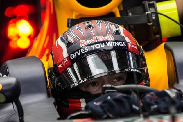 SOCHI, RUSSIA. APRIL 29, 2016. Russian racing driver Daniil Kvyat of the Red Bull F1 Team prepares for a free practice session of the 2016 Formula One Russian Grand Prix at the Sochi Autodrom racing circuit. Sergei Savostyanov TASS  TS021402