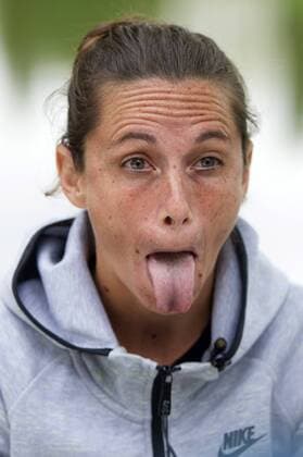 Roberta Vinci (Italien) beim Fototermin zum Mutua Madrid Open 2016 Tennisturnier im Caja Magica Sportkomplex. Madrid, 29.04.2016  Foto:xDyDxFotografosx xFuturexImage