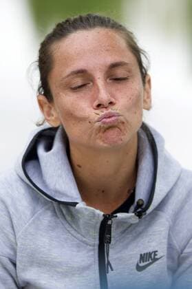 Roberta Vinci (Italien) beim Fototermin zum Mutua Madrid Open 2016 Tennisturnier im Caja Magica Sportkomplex. Madrid, 29.04.2016  Foto:xDyDxFotografosx xFuturexImage