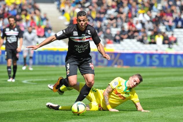 HATEM BEN ARFA (nice) - Adryan OLIVEIRA TAVARES (nan) FOOTBALL : Nantes vs Nice - Ligue 1 - 30 04 2016 FEP Panoramic 