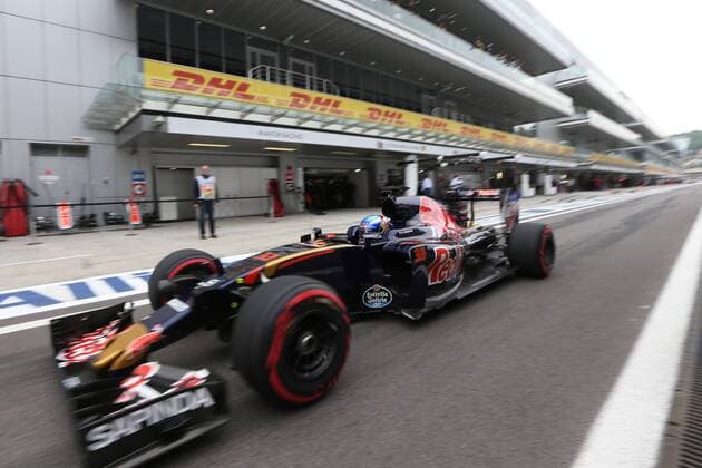 Motorsports: FIA Formula One World Championship WM Weltmeisterschaft 2016, Grand Prix of Russia, 33 Max Verstappen (NLD, Scuderia Toro Rosso), xHOCHxZWEIx