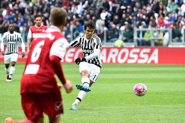 Football Serie A 2015 2016 ITA Juventus Turin - FC Carpi gol Hernanes 