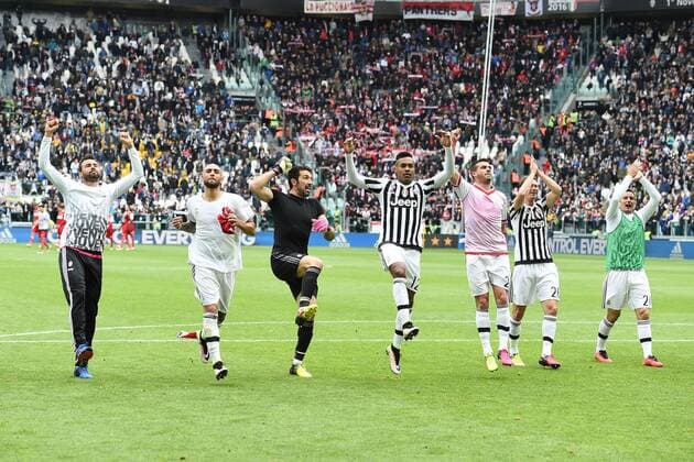 Football Serie A 2015 2016 ITA Juventus Turin - FC Carpi esultanza a fine gara Juventus 