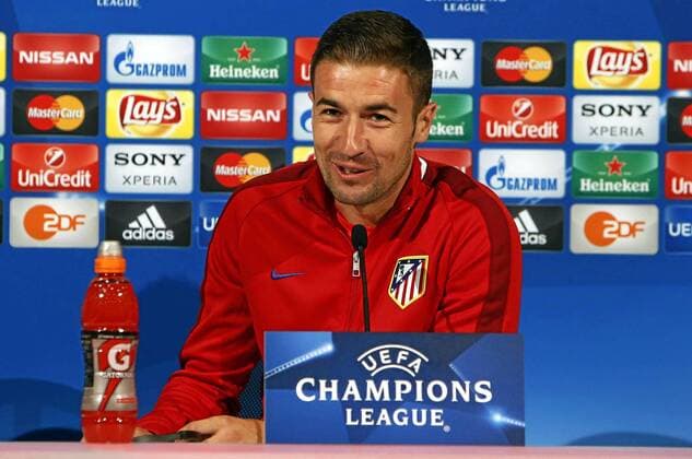 Simeone, Gabi and Fernando Torres give a press conference PK Pressekonferenz in Munich before the Champions League semifinals match between Atletico Madrid and Bayern. xPABLOxMORENOxARRIEROx 