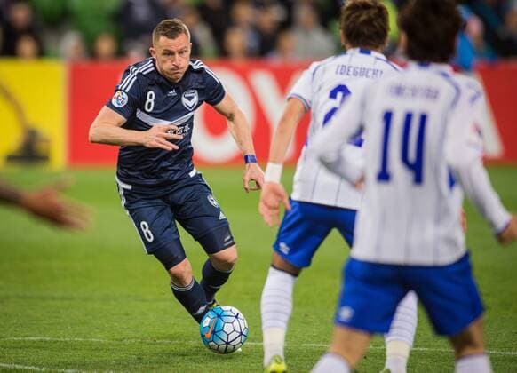 Fußball, AFC Champions League, Melbourne Victory - Gamba Osaka May 3, 2016 - Melbourne, Victoria, Australia - Besart Berisha ( 8) of Melbourne Victory in action during the 2016 Asian Champions League group G match between Melbourne Victory (AUS) and Gamba Osaka (JPN) at AAMI Park in Melbourne, Australia. Soccer 2016 - ACL - Melbourne Victory (AUS) beat Gamba Osaka (JPN) 2-1 - ZUMAk106