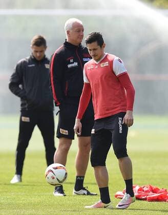Fussball, Herren, Saison 2015 16, 2. Bundesliga, 1. FC Union Berlin, Training, von vorn Steven Skrzybski (Union), Trainer Andre Hofschneider (1. FC Union), Co-Trainer Sebastian Bönig (1. FC Union), 03.05. 2016,