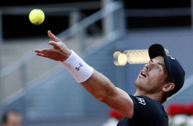 British tennis player Andy Murray returns the ball to Czech Radek Stepanek during their Mutua Madrud Open second round match held at Caja Magica court in Madrid, Spain, 3 May 2016. ANDY MURRAY VS RADEK STEPANEK !ACHTUNG: NUR REDAKTIONELLE NUTZUNG!  MAD013 20160503-635979056746640664