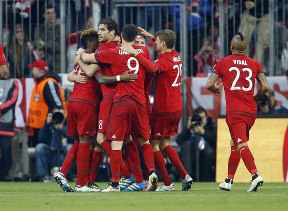 Torjubel 1:0 München, durch b14 FC Bayern München-Atletico Madrid . München, GER, 03.05.2016, Halbfinale Rückspiel, Fussball-Champions League 2015-2016 .
