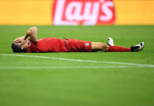 FUSSBALL CHAMPIONS LEAGUE SAISON 2015 2016 HALBFINALE RUECKSPIEL FC Bayern Muenchen - Atletico Madrid 03.05.2016 Robert Lewandowski (FC Bayern Muenchen) 