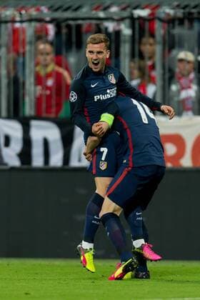 Dienstag. 03.05.2016, Champions League - Halbfinale, Rueckspiel in Muenchen, Saison 2015 2016, FC Bayern Muenchen - Atletico Madrid, v-l jubel um Antoine Griezmann (Atletico) nach seinem treffer zum 1:1 DeFodi507