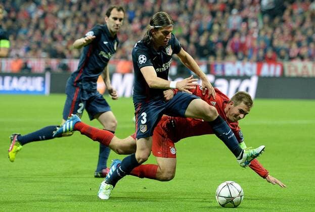 03.05.2016, xjhx, Fussball Champions League, FC Bayern Muenchen - Atletico Madrid, emspor, v.l. Luis Filipe (Atletico Madrid), Philipp Lahm (FC Bayern Muenchen) Muenchen