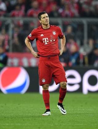 FUSSBALL CHAMPIONS LEAGUE SAISON 2015 2016 HALBFINALE RUECKSPIEL FC Bayern Muenchen - Atletico Madrid 03.05.2016 Robert Lewandowski ( FC Bayern Muenchen) ist nach dem 1:1 enttaeuscht 