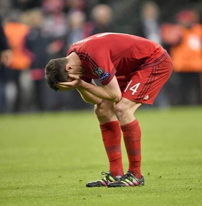 Enttäuaschung bei Xabi Xabier Olano Alonso FC Bayern München FC Bayern München FCB vs Atletico Madrid UEFA Champions-League CL Halbfinale Rückspiel Saison 2015 2016 München Allianz Arena 03.05.2016 FC Bayern München FCB vs Atletico Madrid