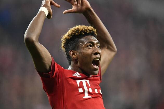 David Alaba FC Bayern München fordert Publikum Zuschauer auf anzufeuern Gestik, Geste Portrait, Porträt, Portraet FC Bayern München FCB vs Atletico Madrid UEFA Champions-League CL Halbfinale Rückspiel Saison 2015 2016 München Allianz Arena 03.05.2016 FC Bayern München FCB vs Atletico Madrid