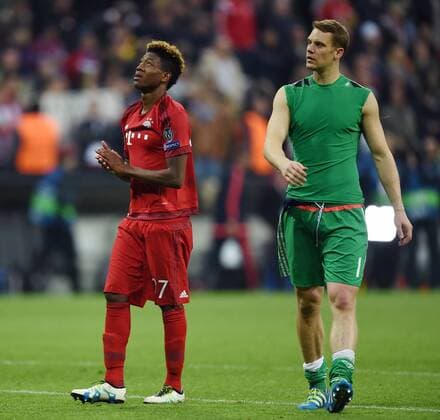 FUSSBALL CHAMPIONS LEAGUE SAISON 2015 2016 HALBFINAL RUECKSPIEL FC Bayern Muenchen - Atletico Madrid 03.05.2016 Enttaeuschung FC Bayern; David Alaba (li) und Torwart Manuel Neuer 