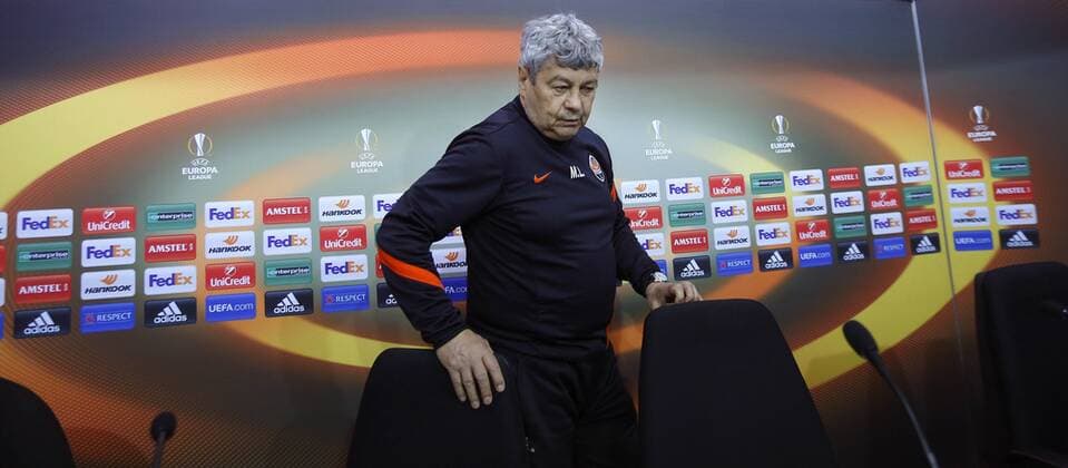 FC Shakhtar Donetsk s, Romanian head coach Mircea Lucescu during the press conference PK Pressekonferenz after the training of the team held at Sanchez Pizjuan stadium in Seville, Andalusia, Spain on 04 May 2016. Sevilla CF will face FC Shakhtar Donetsk in a Europa League semifinals second leg soccer match the upcoming 05 May. FC Shakhtar Donetsk s press conference !ACHTUNG: NUR REDAKTIONELLE NUTZUNG!  20160504-635979917869671735