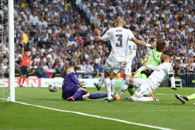 Sergio Ramos of Real Madrid scores but has it disallowed for offside during the UEFA Champions League Semi Final 2nd leg match at the Santiago Bernabeu stadium. Photo credit should read: Philip Oldham Sportimage EDITORIAL USE ONLY. No use with unauthorised audio, video, data, fixture lists, club league logos or live services. Online in-match use limited to 120 images, no video emulation. No use in betting, games or single club league player publications.