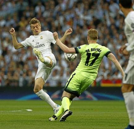 Fußball, CL, Real Madrid - Manchester City Second leg of the Champions League semifinals played between Real Madrid vs Manchester City. In this picture, Kroos and De Bruyne. xCHEMAxREYx 