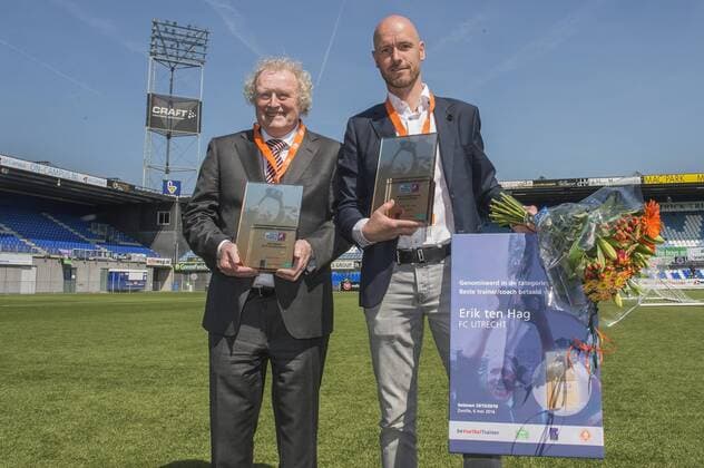 (L-R) Wim Jansen, Coach Erik ten Hag of FC Utrecht Trainerscongres Topvoetbal 2015 2016 xVIxGerritxvanxKeulenxIVx 5423614