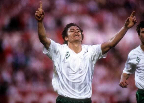 Wynton Rufer (SV Werder Bremen) - Torjubel