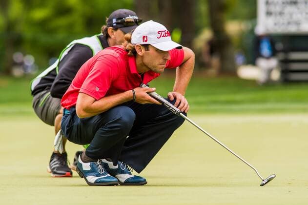 Golfer Andrew Loupe reads his putt on the ninth green during the Wells Fargo Championship on Friday, May 6, 2016 at Quail Hallow Country Club in Charlotte, NC. David Grooms CSM PGA Golf Herren 2016: Wells Fargo Championship MAR 6 - ZUMAc04_