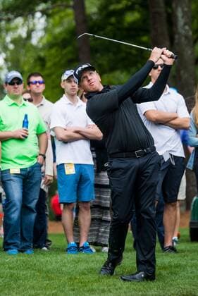 Golfer Martin Piller hits a flop shot from well left of the 5th green during the Wells Fargo Championship on Friday, May 6, 2016 at Quail Hallow Country Club in Charlotte, NC. David Grooms CSM PGA Golf Herren 2016: Wells Fargo Championship MAR 6 - ZUMAc04_