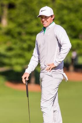Golfer Rory McIlroy looks in bewilderment as his birdie putt on the 15th green doesn t go in during the Wells Fargo Championship on Friday, May 6, 2016 at Quail Hallow Country Club in Charlotte, NC. David Grooms CSM PGA Golf Herren 2016: Wells Fargo Championship MAR 6 - ZUMAc04_