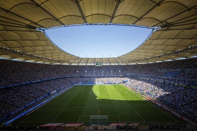 Anstoß zum letzten Heimspiel der Saison für den HSV 07.05.2016, Hamburg, Hamburger SV vs. VfL Wolfsburg Â