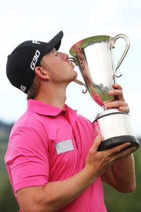 GOLF - Goesser Open 2016 MARIA LANKOWITZ,AUSTRIA,08.MAY.16 - GOLF - Alps Tour, Goesser Open, GC Erzherzog Johann, award ceremony. Image shows Matt Wallace (ENG). Keywords: trophy. GEPAxpictures xDanielxGoetzhaber