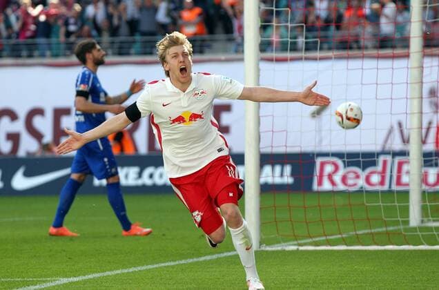 RB Leipzig - Karlsruhe Fußball 2.Bundesliga Leipzig, 08.05.2016, Red Bull Arena, Fussball, 2. Bundesliga, 33.Spieltag. , RB Leipzig vs. Karlsruher SC , Im Bild: Emil Forsberg, RB Leipzig. Torjubel nach seinem Treffer zum 1:0. ,