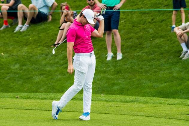 Golf, Wells Fargo Pro-Am Rory McIlroy reacts to his second shot on the 18th hole as it goes left of the green but avoids going into the creek during the Wells Fargo Championship on Sunday, May 8, 2016 at Quail Hallow Country Club in Charlotte, NC. David Grooms CSM PGA Golf Herren 2016: Wells Fargo Championship MAR 8 - ZUMAc04_