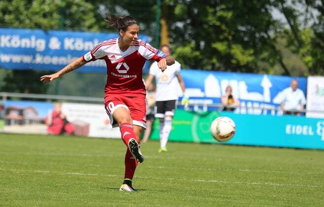 08.05.2016 xcex Deutschland, Willstätt, Fussball, Frauenfussball Allianz Frauen-Bundesliga Saison 2015 2016 SC Sand gegen 1. FFC Frankfurt Dzsenifer Marozsan (Frankfurt)