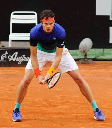 11.05.2016. Rome, Italy. BNL d Italia Tennis Tournament. Milos Raonic (CAN) versus Nick Kyrgios (AUS). Milos Raonic returns to Nick Kyrgios xactivaxfotox  ActionPlus11735810