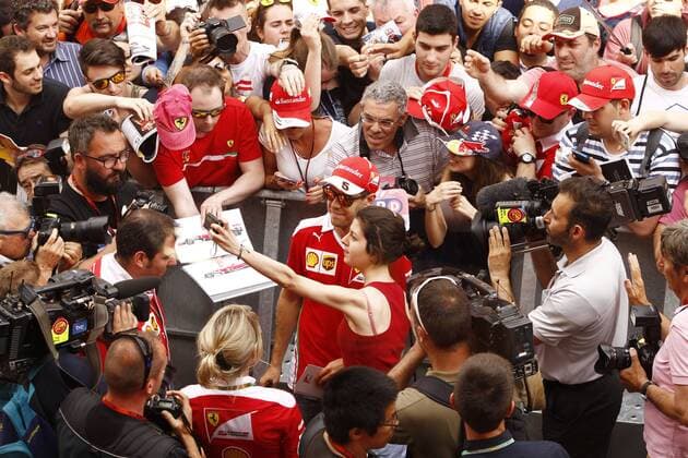 Formel 1, GP von Spanien Motorsports: FIA Formula One World Championship WM Weltmeisterschaft 2016, Race in Barcelona, 5 Sebastian Vettel (GER, Scuderia Ferrari), xHOCHxZWEIx