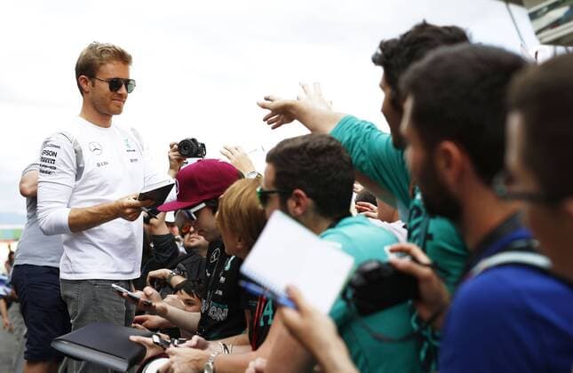 Formel 1, GP von Spanien Motorsports: FIA Formula One World Championship WM Weltmeisterschaft 2016, Race in Barcelona, 6 Nico Rosberg (GER, Mercedes AMG Petronas F1 Team), xHOCHxZWEIx