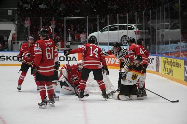 Eishockey WM, Deutschland - Kanada Russian Federation. St. Petersburg. Palace of Sports Jubilee. World Hockey Championship 2016 Canada - Germany, 5:2. IIHF Ice hockey Eishockey World Cup 2016 Russia Canada - Germany. MaksimxKonstantinov 