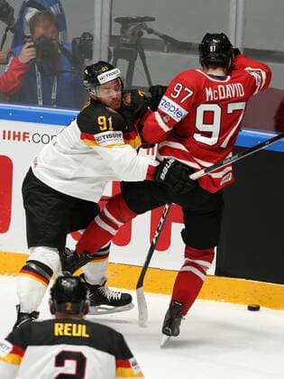 Russian Federation. St. Petersburg. World Championship WM Weltmeisterschaft in Ice hockey Eishockey Canada - Germanya. IIHF Ice Hockey World Cup 2016 Russia - Canada vs Germany. AlexanderxKulebyakin 