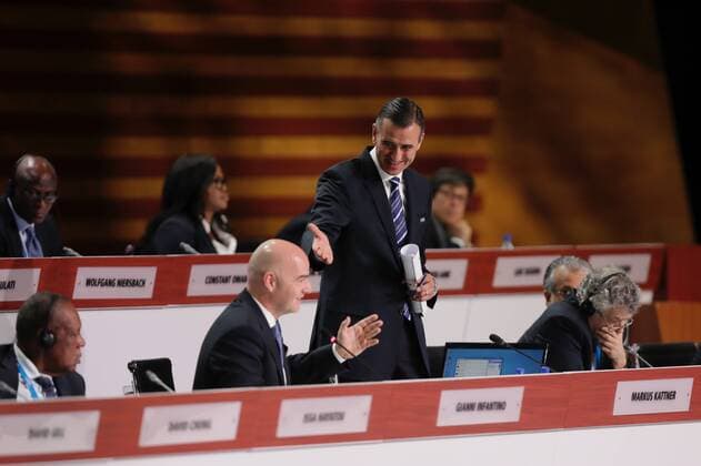 FIFA president, Swiss Gianni Infantino (C-L), and FIFA Secretary General, Markus Kattner (C-R), during the second day of 66th FIFA Congress in Mexico City, Mexico, 13 May 2016. FIFA congress runs from 12 to 13 May 2016 EFE Jose Mendez 66th FIFA Congress in Mexico City !ACHTUNG: NUR REDAKTIONELLE NUTZUNG!  MEX52 20160513-635987643743828036