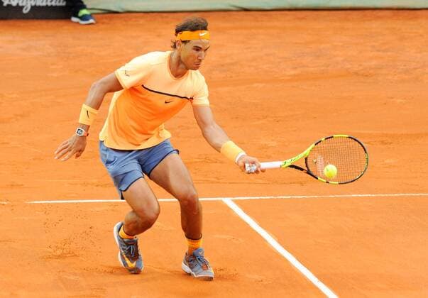 13.05.2016. Rome, Italy. BNL d Italia tennis tournament. Novac Djokovic (SRB) versus Rafael Nadal (ESP), mens quarter-final singles. Rafael Nafal loses to Djokovic by a score of 7-5 7-6 (7-4). xactivaxfotox  ActionPlus11736635