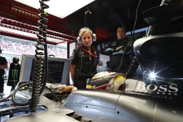 Motorsports: FIA Formula One World Championship WM Weltmeisterschaft 2016, Race in Barcelona, 44 Lewis Hamilton (GBR, Mercedes AMG Petronas F1 Team), xHOCHxZWEIx