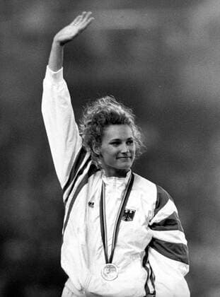 Olympische Spiele 1992 in Barcelona - Hochsprung Olympiasiegerin Heike Henkel (Deutschland)