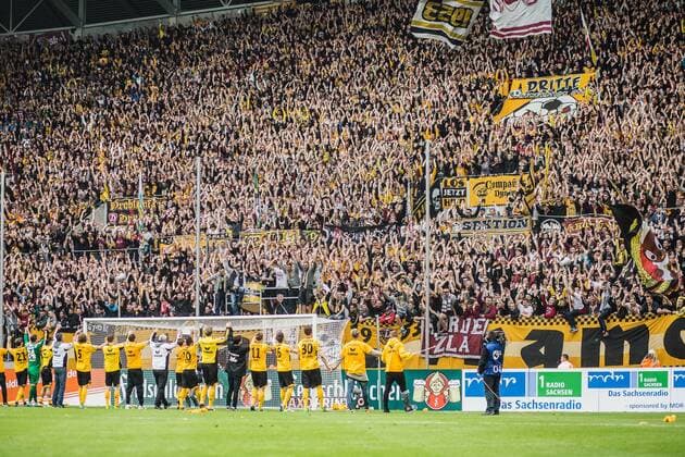 Dresden, Deutschland, 14.05.2016: Fußball 3. Liga Saison 2015 2016 - SG Dynamo Dresden - SG Sonnenhof Grossaspach Großaspach. Dynamo Dresden feiert die Meisterschaft der 3. Liga.