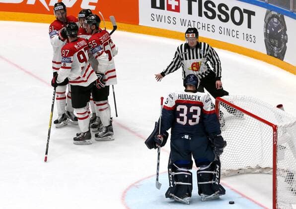 ST. PETERSBURG, RUSSIA. MAY 14, 2016. Slovakia s goalie Julius Hudacek (front) concedes a goal in their 2016 IIHF World Championship WM Weltmeisterschaft Preliminary Round Group B Ice hockey Eishockey match against Canada at the Yubileyny Sports Palace. Team Canada won the game 5-0. Alexander Demianchuk TASS  TS022FC5