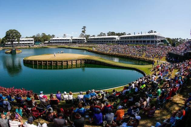 May 14, 2016: A general view of the 17th hole Island Green during the third round of THE PLAYERS Championship at TPC Sawgrass in Ponte Vedra Beach, Fl. (Photo by David Rosenblum Icon Sportswire) GOLF: MAY 14 PGA Golf Herren - THE PLAYERS Championship - Third Round Icon1605142838 EDITORIAL USE ONLY