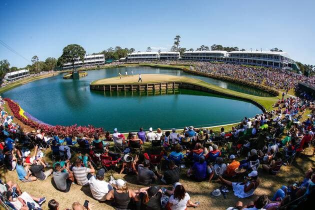 May 14, 2016: A general view of the 17th hole Island Green during the third round of THE PLAYERS Championship at TPC Sawgrass in Ponte Vedra Beach, Fl. (Photo by David Rosenblum Icon Sportswire) GOLF: MAY 14 PGA Golf Herren - THE PLAYERS Championship - Third Round Icon1605142837 EDITORIAL USE ONLY