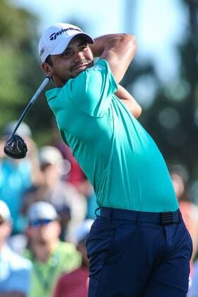 May 14, 2016: Jason Day tees off on the 16th hole. Day is finishing up his second round of THE PLAYERS Championship at TPC Sawgrass in Ponte Vedra Beach, Fl. after rain delayed several players from completing the round on Friday. (Photo by David Rosenblum Icon Sportswire) GOLF: MAY 14 PGA Golf Herren - THE PLAYERS Championship - Third Round Icon1605142817 EDITORIAL USE ONLY