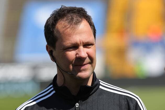 Peter Sippel (Schiedsrichter) beim Spiel SV Darmstadt gegen Borussia Moenchengladbach in der 1. Fussball Bundesliga am 14.05.2016, Darmstadt Copyright: Bermel Eibner-Pressefoto EP_mbl
