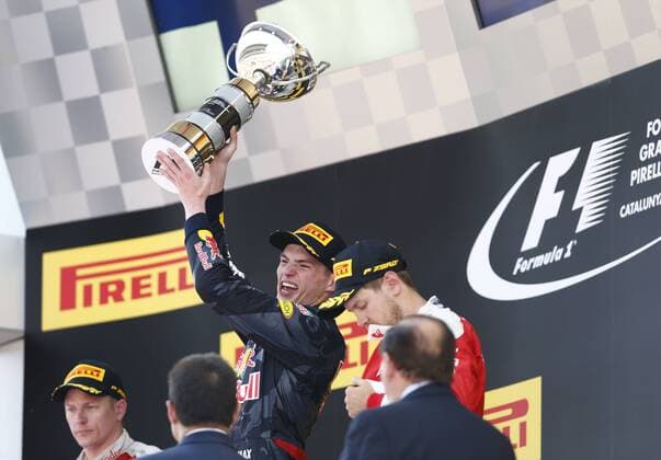 Formel 1, GP von Spanien, Sieger Max Verstappen Motorsports: FIA Formula One World Championship WM Weltmeisterschaft 2016, Race in Barcelona, 33 Max Verstappen (NDL, Red Bull Racing), xHOCHxZWEIx
